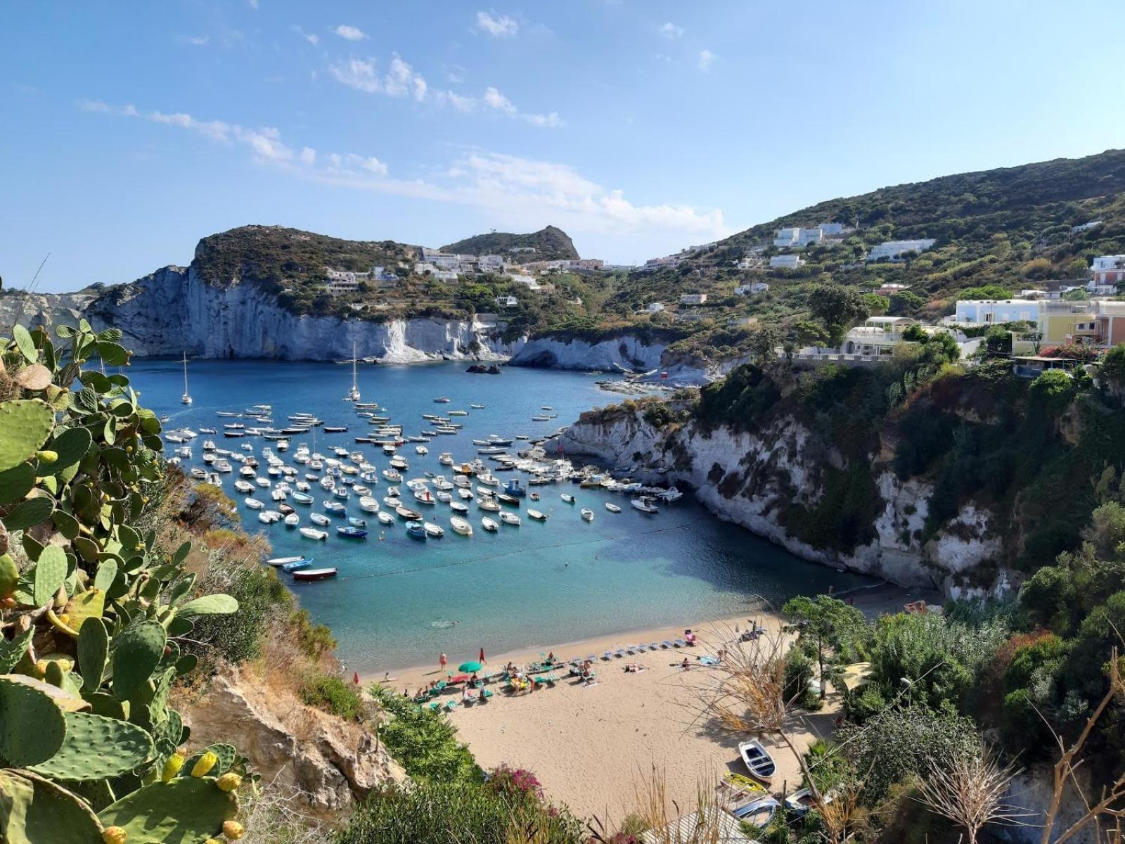Ponza Holiday Homes - Cala Feola Exterior photo